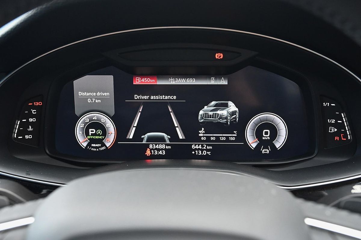 2019 Audi Q8 55 TFSI F1
