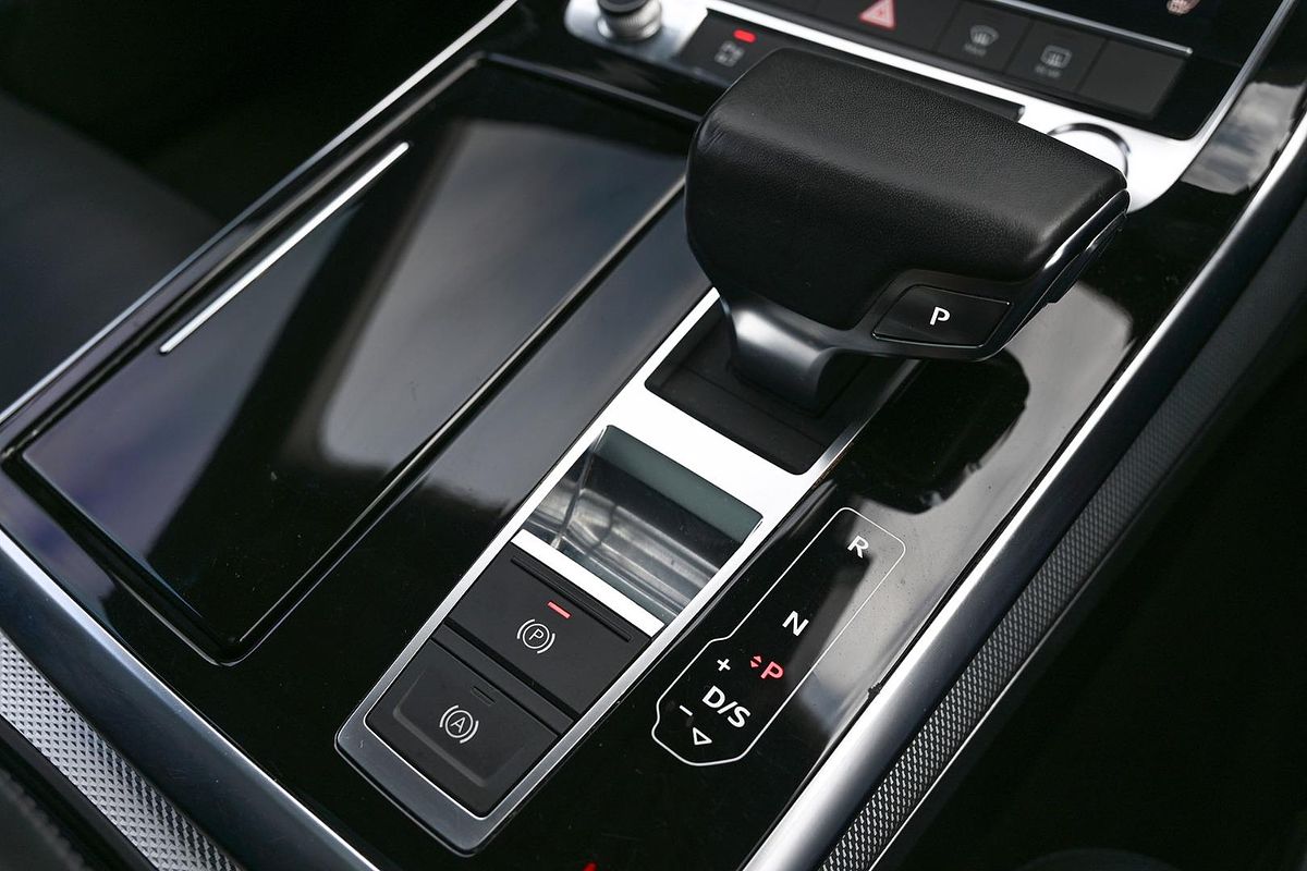 2019 Audi Q8 55 TFSI F1