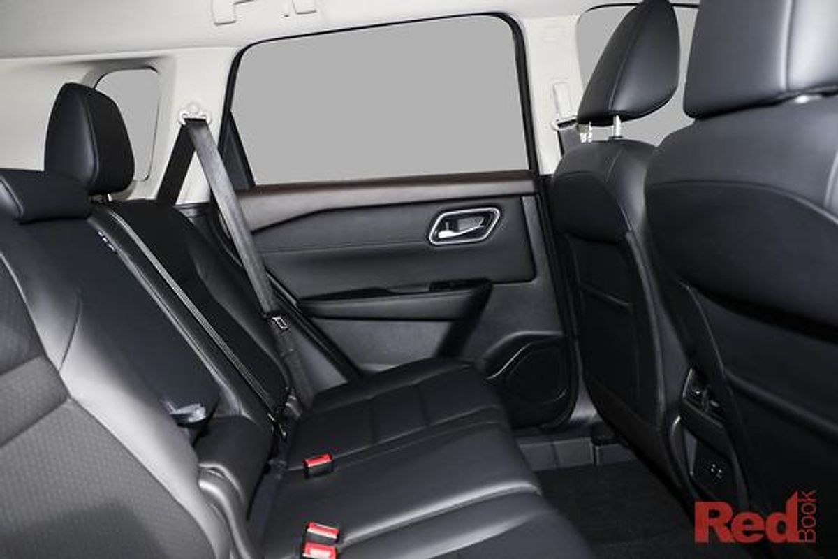 2024 Nissan X-TRAIL ST-L e-POWER T33