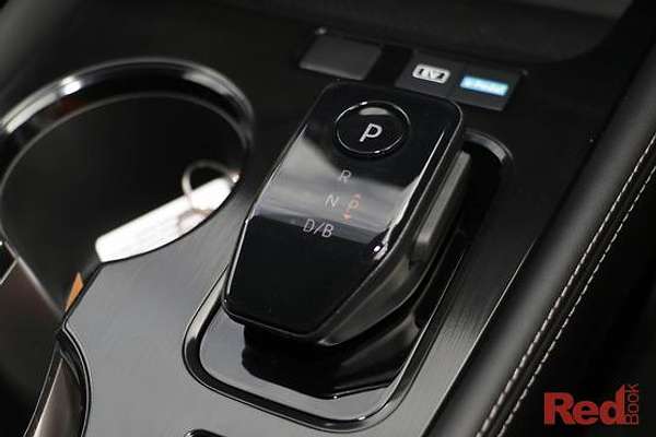 2024 Nissan X-TRAIL ST-L e-POWER T33