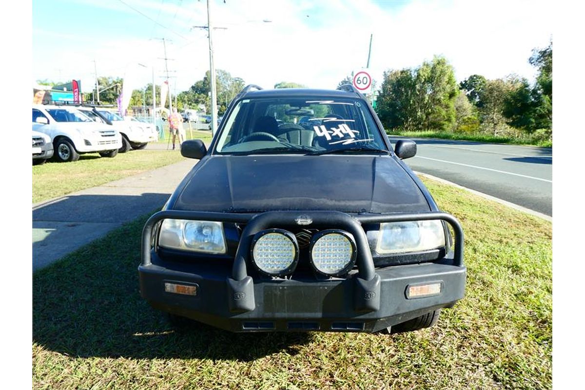 2000 Suzuki Grand Vitara Sport SQ625 S2