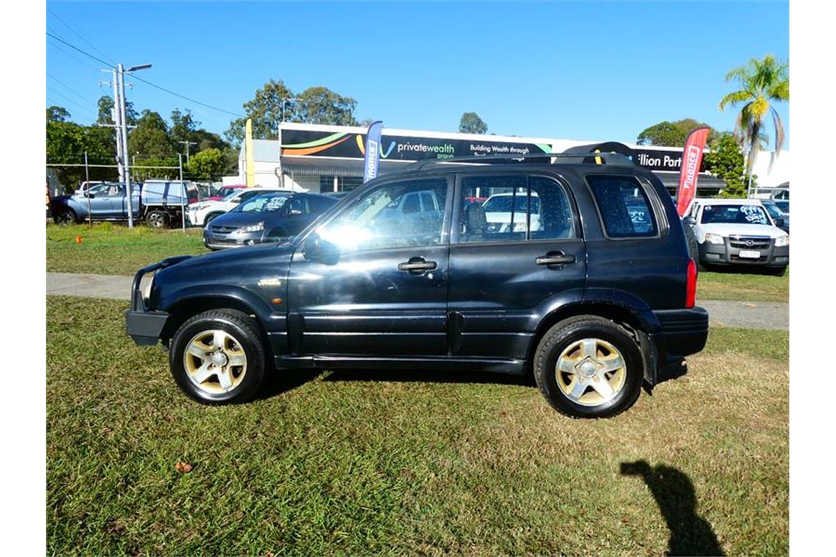 2000 Suzuki Grand Vitara Sport SQ625 S2