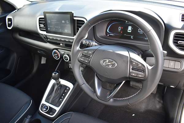 2024 Hyundai Venue Active QX.V5
