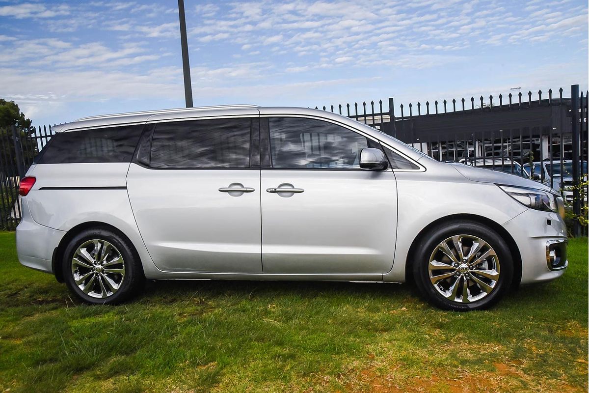 2015 Kia Carnival Platinum YP