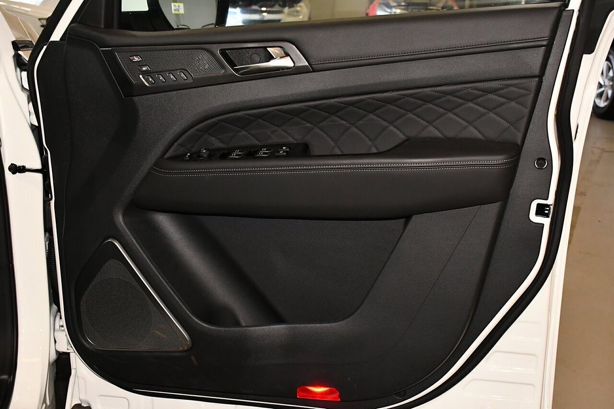 2023 SsangYong Rexton Ultimate Y461
