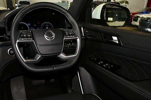 2023 SsangYong Rexton Ultimate Y461