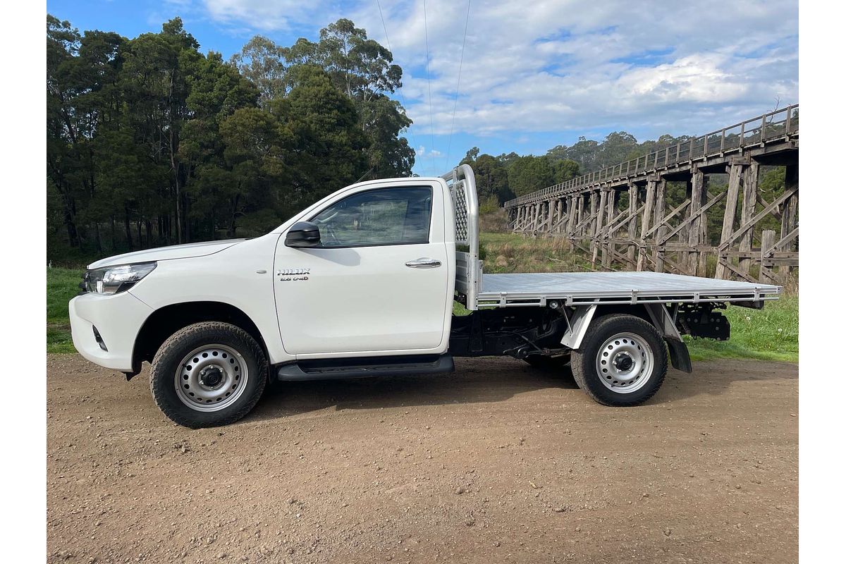 2015 Toyota Hilux SR GUN126R 4X4