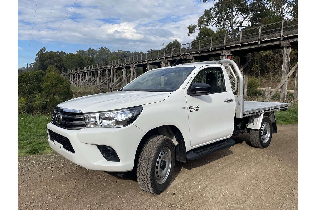 2015 Toyota Hilux SR GUN126R 4X4