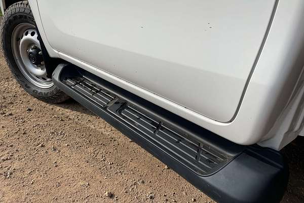 2015 Toyota Hilux SR GUN126R 4X4