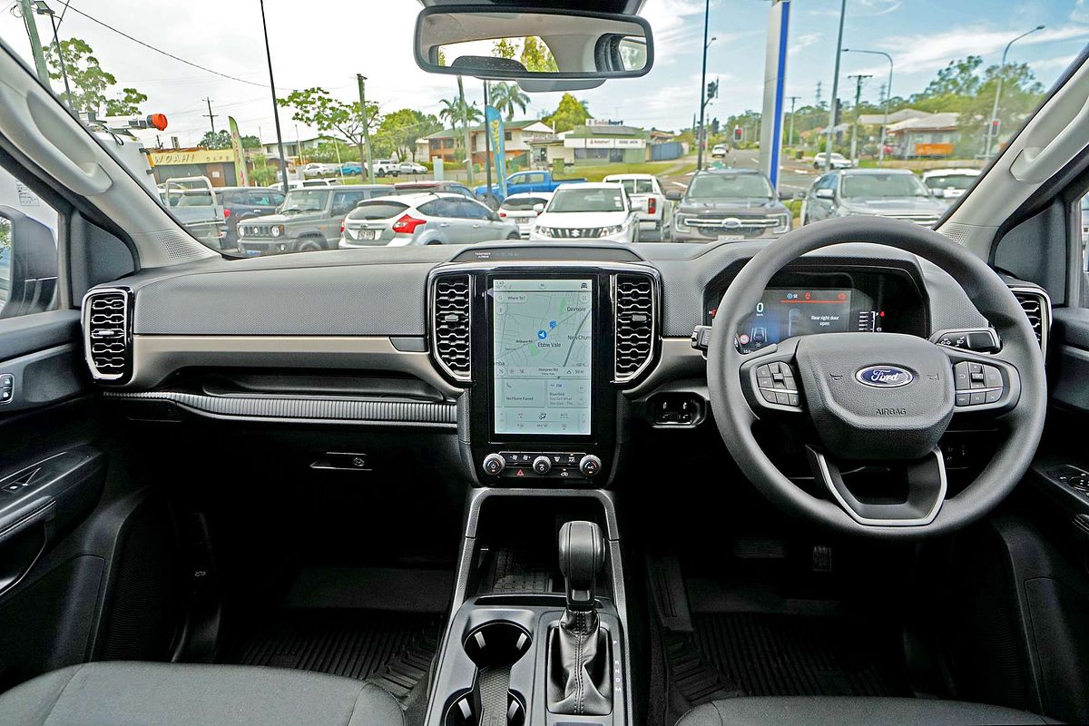 2023 Ford Everest Ambiente
