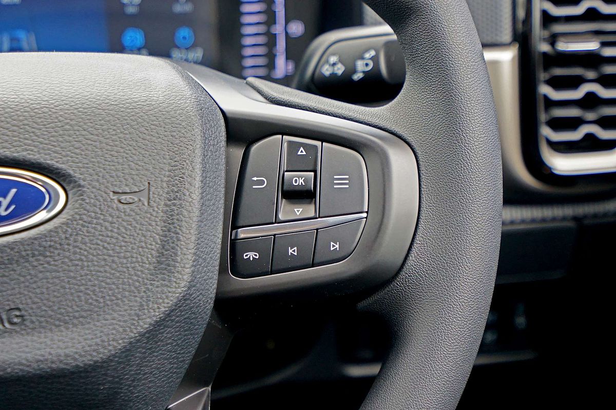 2023 Ford Everest Ambiente