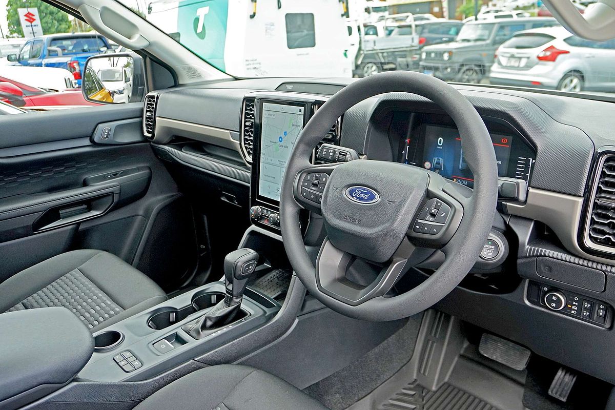 2023 Ford Everest Ambiente
