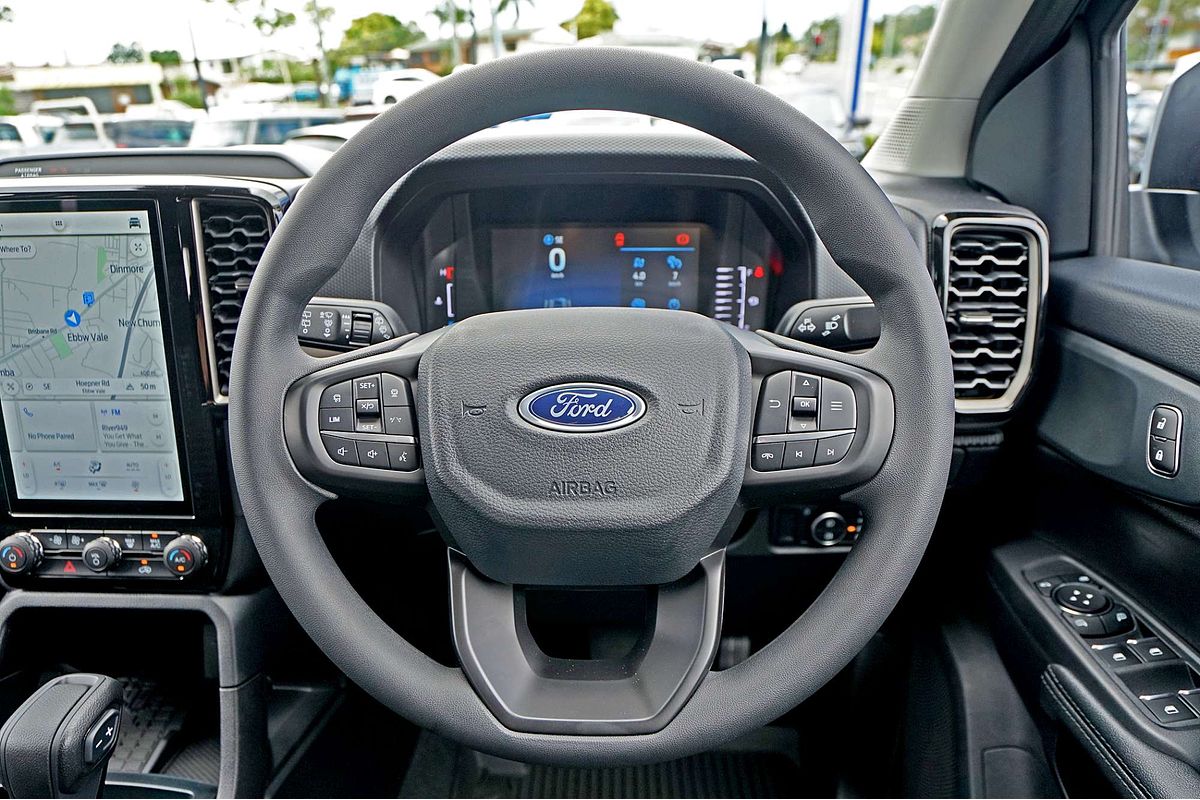 2023 Ford Everest Ambiente