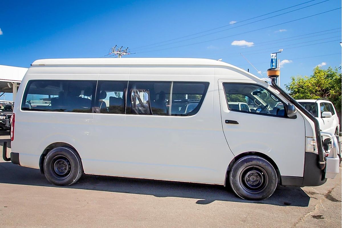 2018 Toyota Hiace Commuter KDH223R