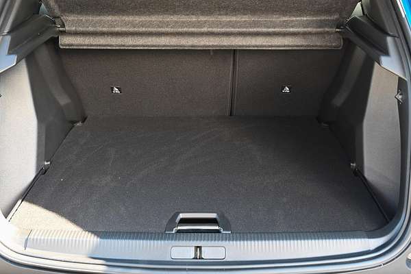 2023 Peugeot 2008 Allure P24
