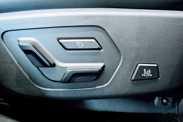 2024 Hyundai Santa Fe Hybrid Calligraphy MX5.V1