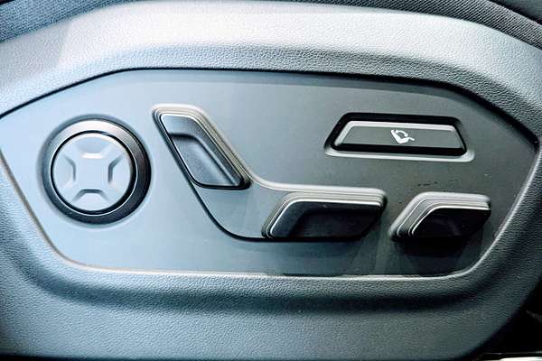 2024 Hyundai Santa Fe Hybrid Calligraphy MX5.V1