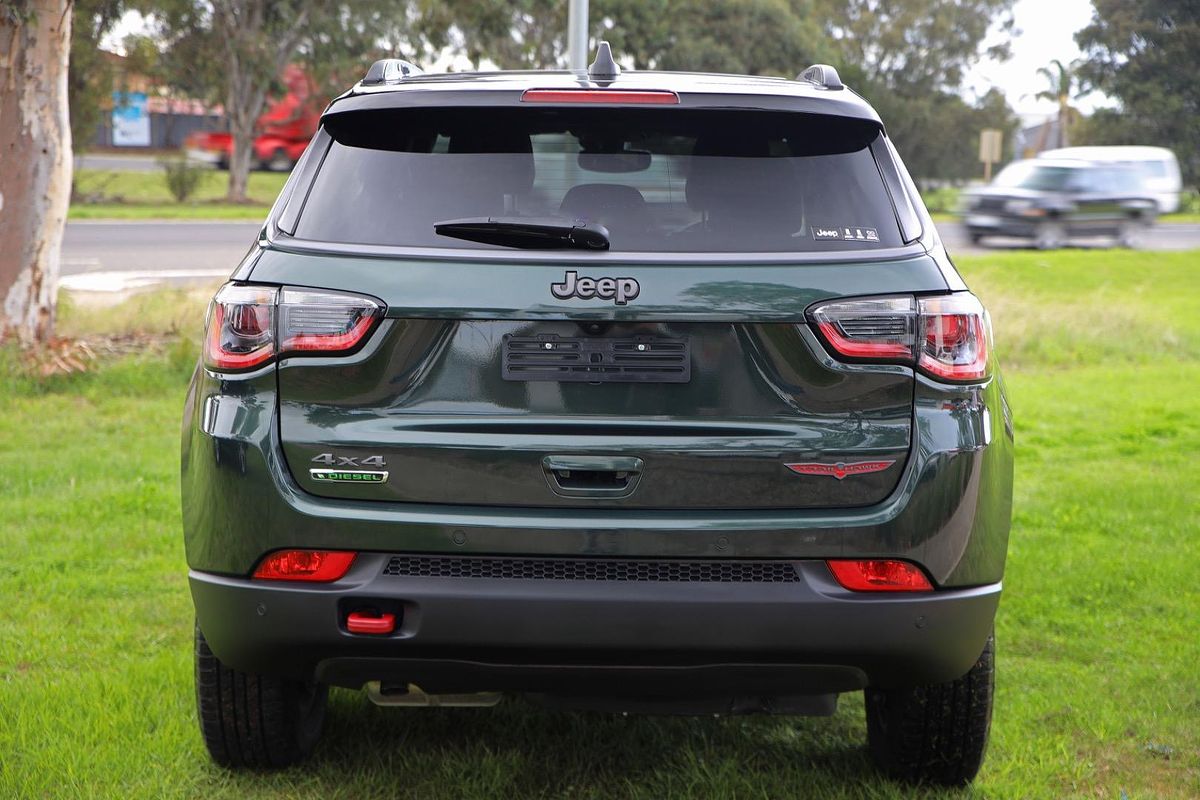 2023 Jeep Compass Trailhawk M6