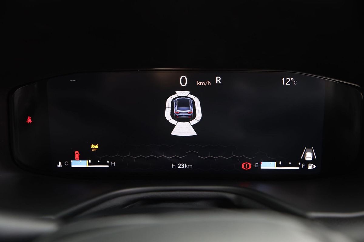 2023 Jeep Compass Trailhawk M6