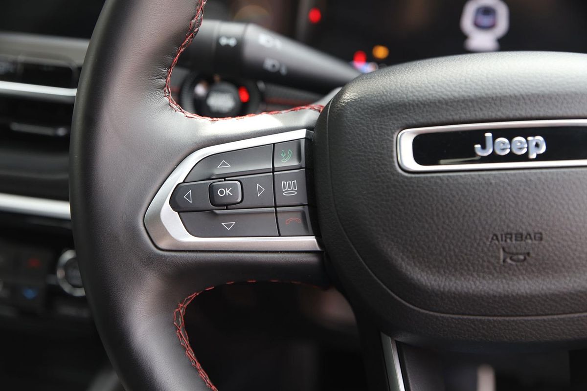 2023 Jeep Compass Trailhawk M6