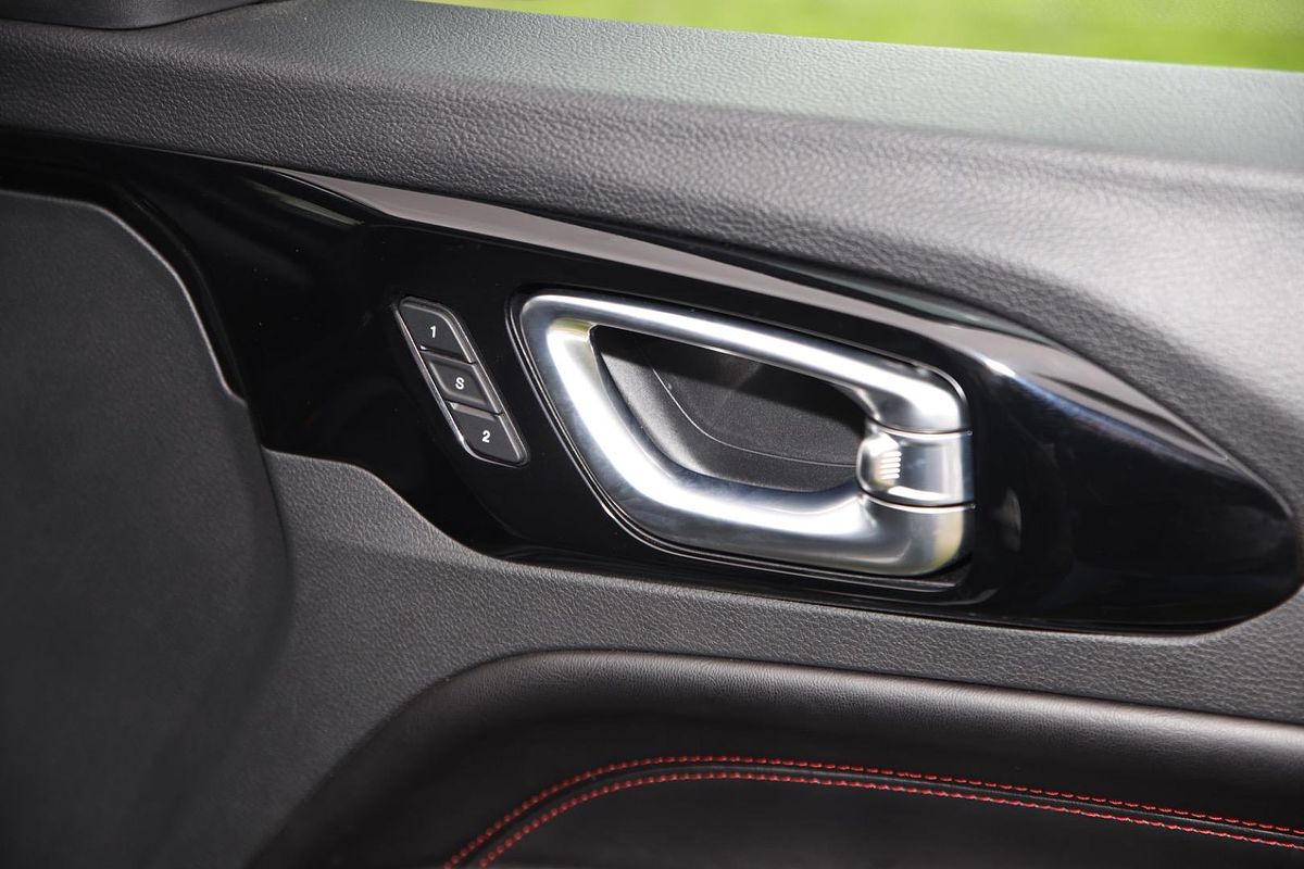 2023 Jeep Compass Trailhawk M6