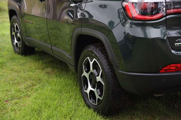 2023 Jeep Compass Trailhawk M6