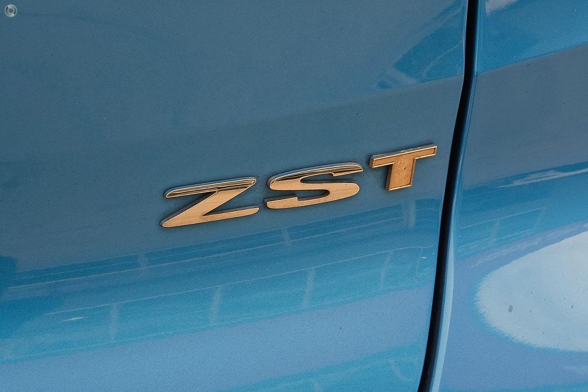 2024 MG ZST Essence