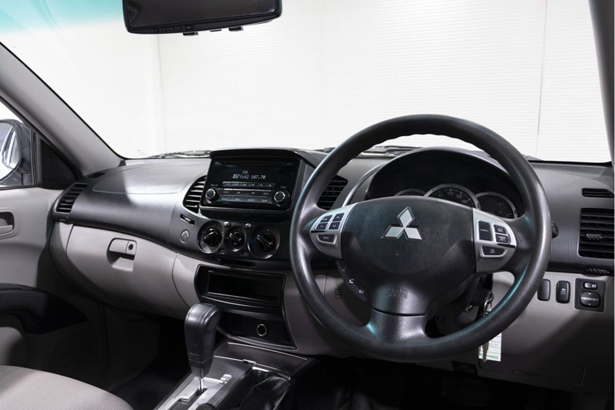 2014 Mitsubishi TRITON GLX (4x4) 4 SP AUTOMATIC 4x4 DOUBLE CAB UTILITY DT4 DIESEL
