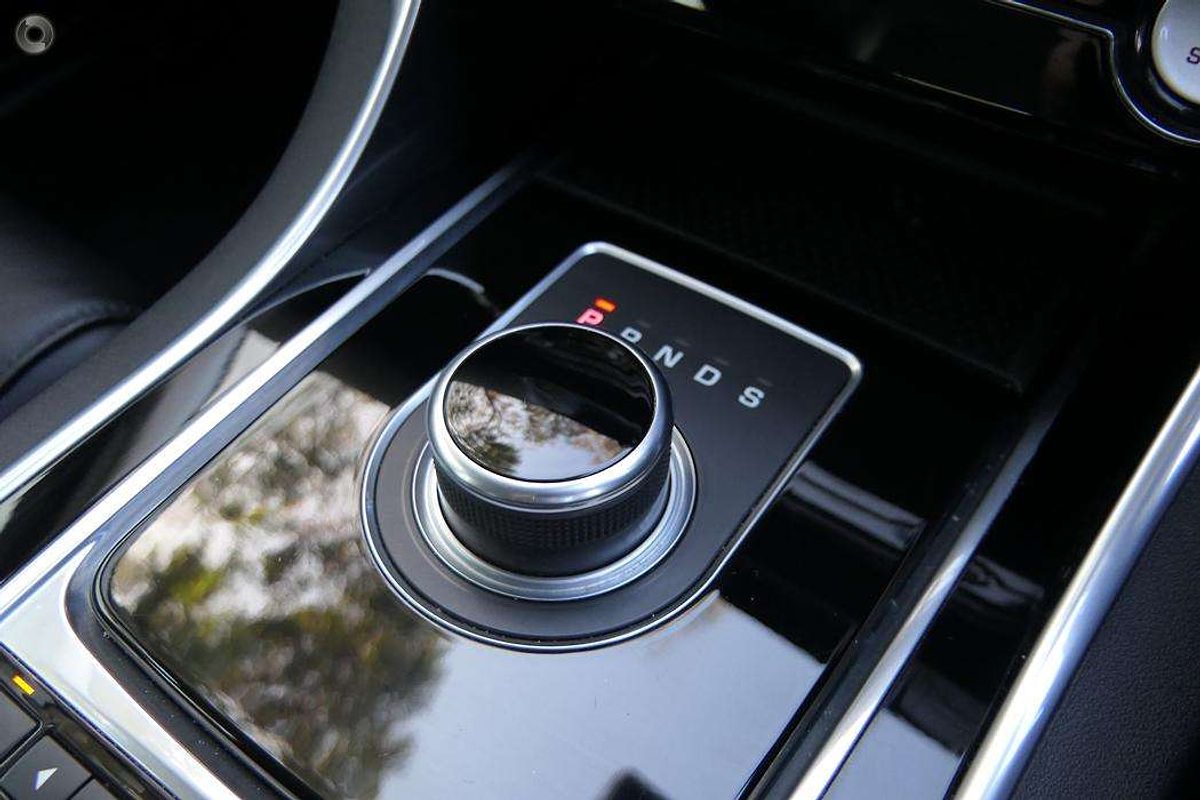 2016 Jaguar XE 20d R-Sport X760