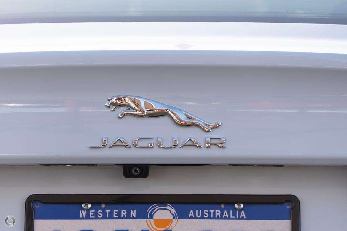 2016 Jaguar XE 20d R-Sport X760
