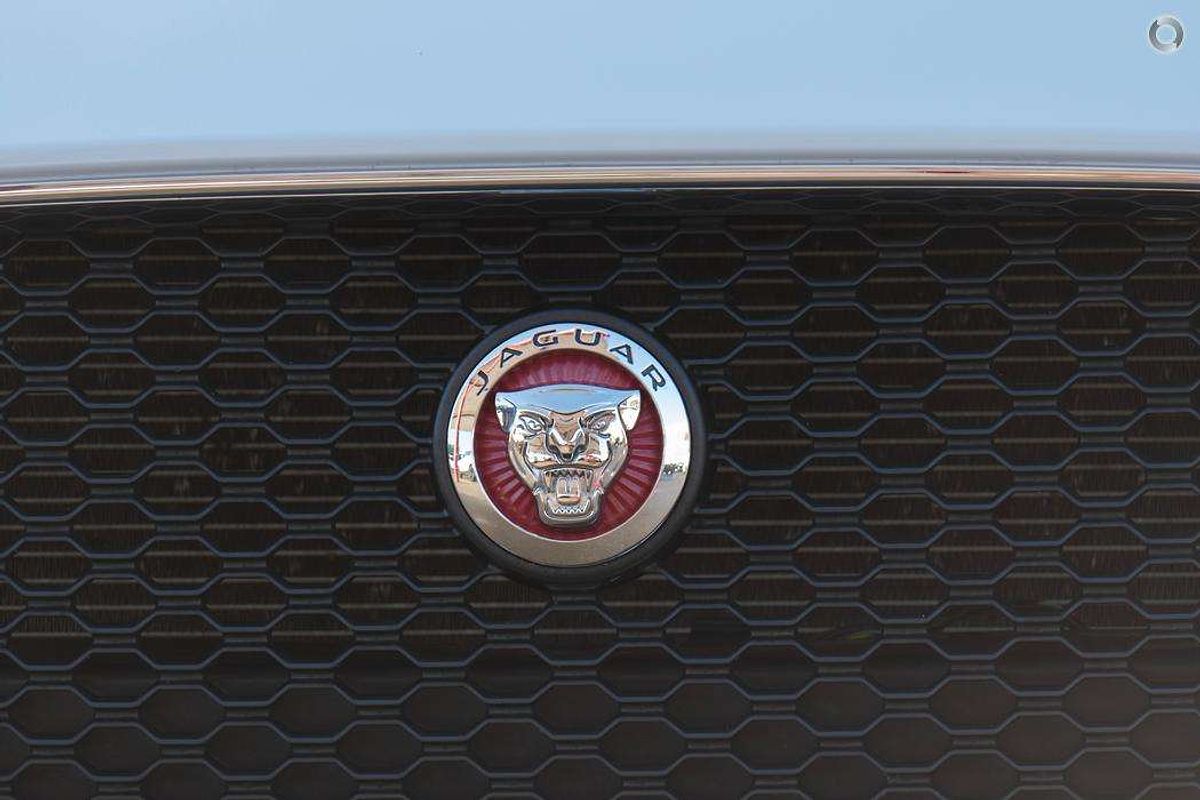 2016 Jaguar XE 20d R-Sport X760