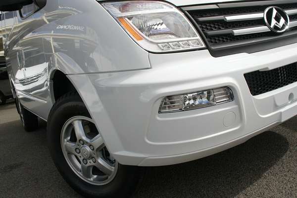 2023 LDV V80 SWB