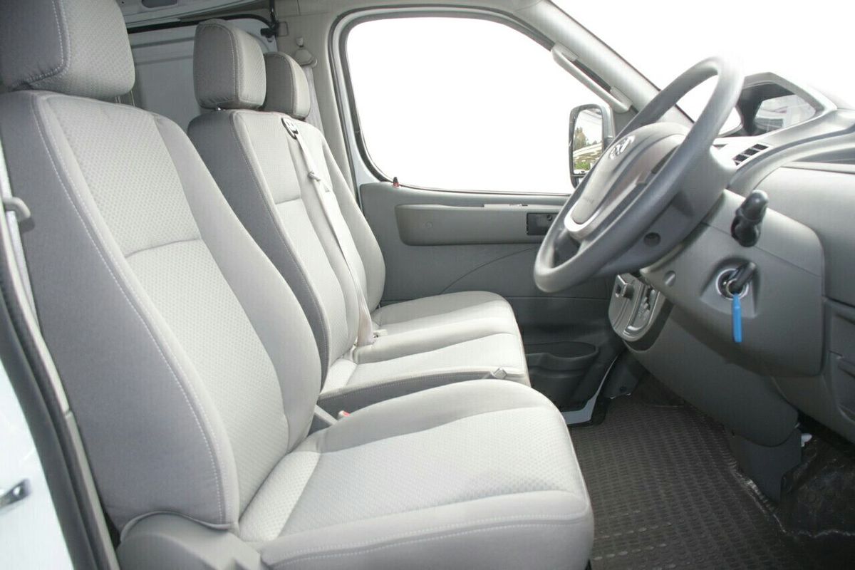 2023 LDV V80 SWB