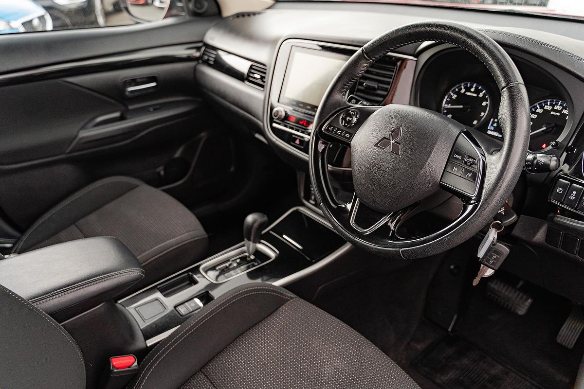 2019 Mitsubishi Outlander ES ZL