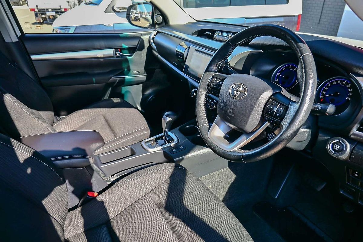 2019 Toyota Hilux SR5 GUN126R 4X4