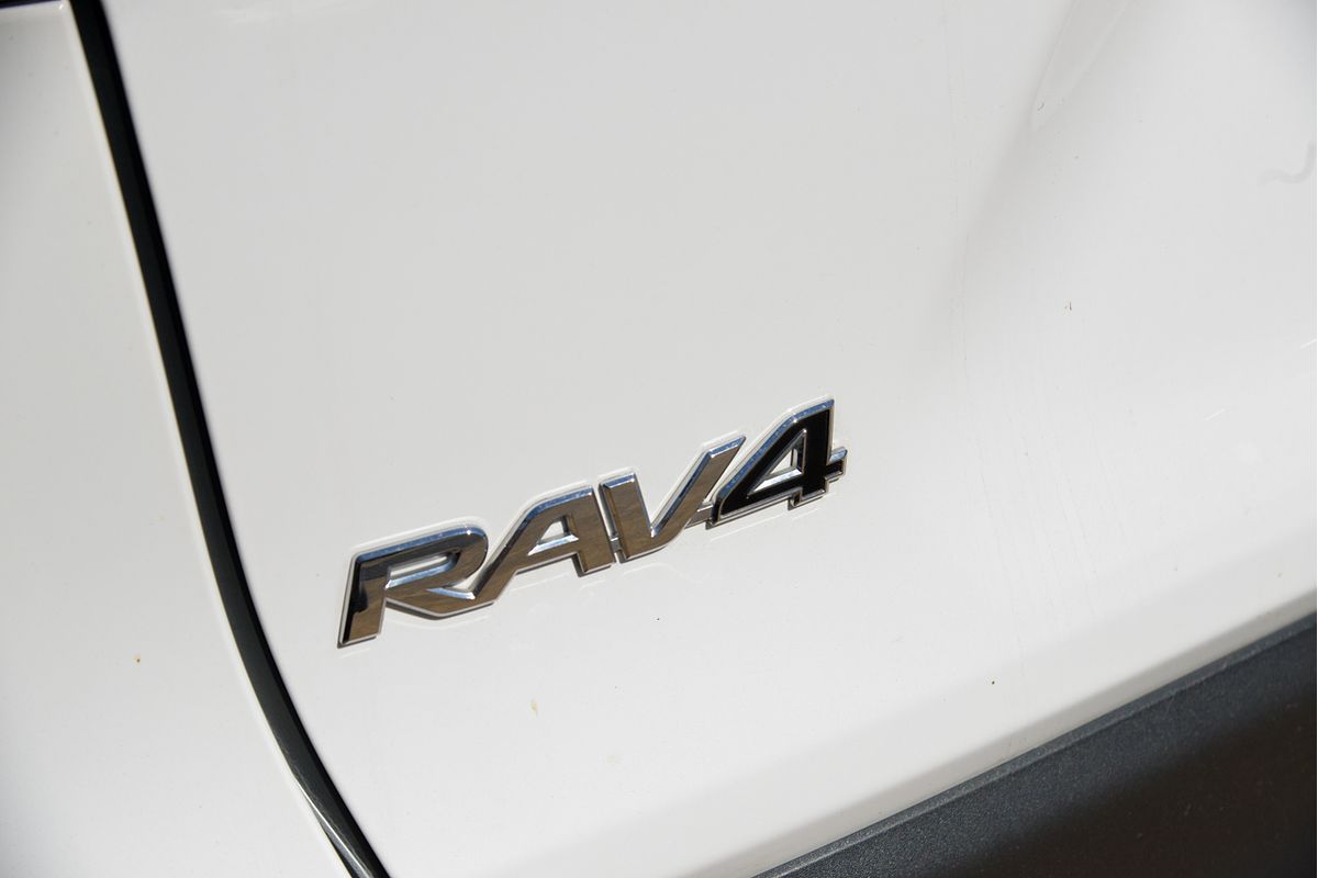 2022 Toyota RAV4 Cruiser AXAH54R