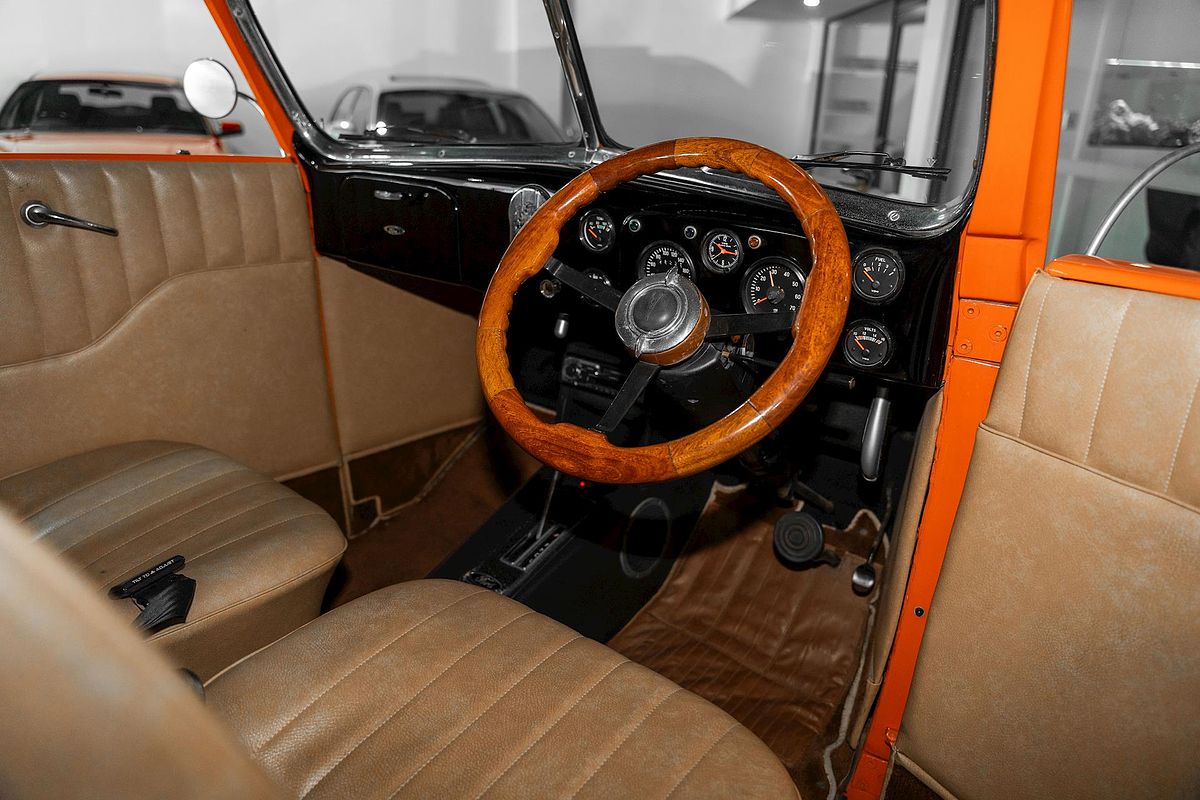 2037 Ford Deluxe Model 78