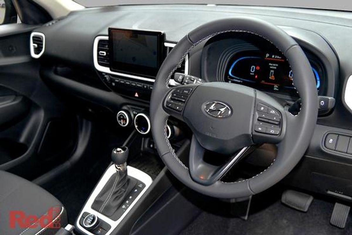 2024 Hyundai Venue Elite QX.V5