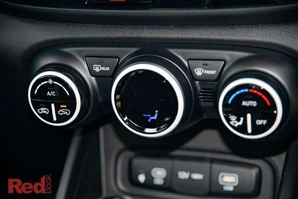 2024 Hyundai Venue Elite QX.V5