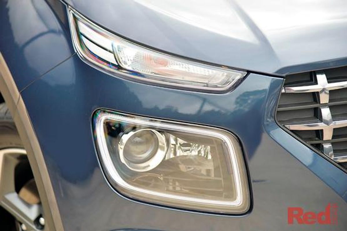 2024 Hyundai Venue Elite QX.V5