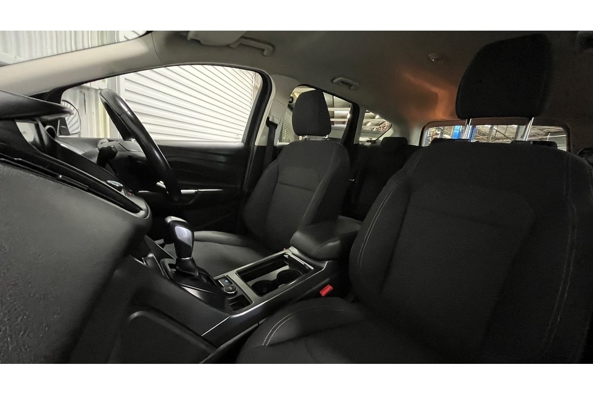2017 Ford Escape Trend ZG