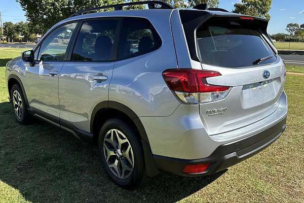 2024 Subaru Forester 2.5i S5