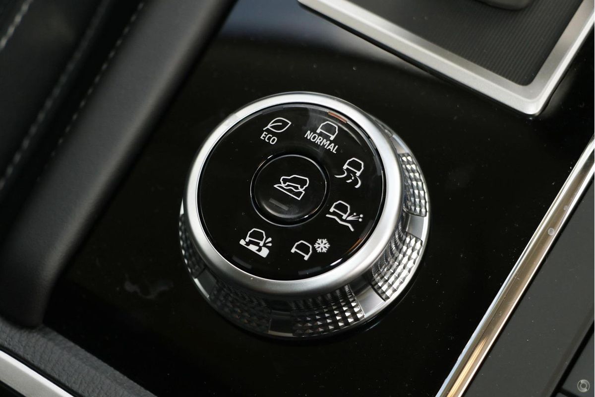 2023 Mitsubishi Outlander LS ZM