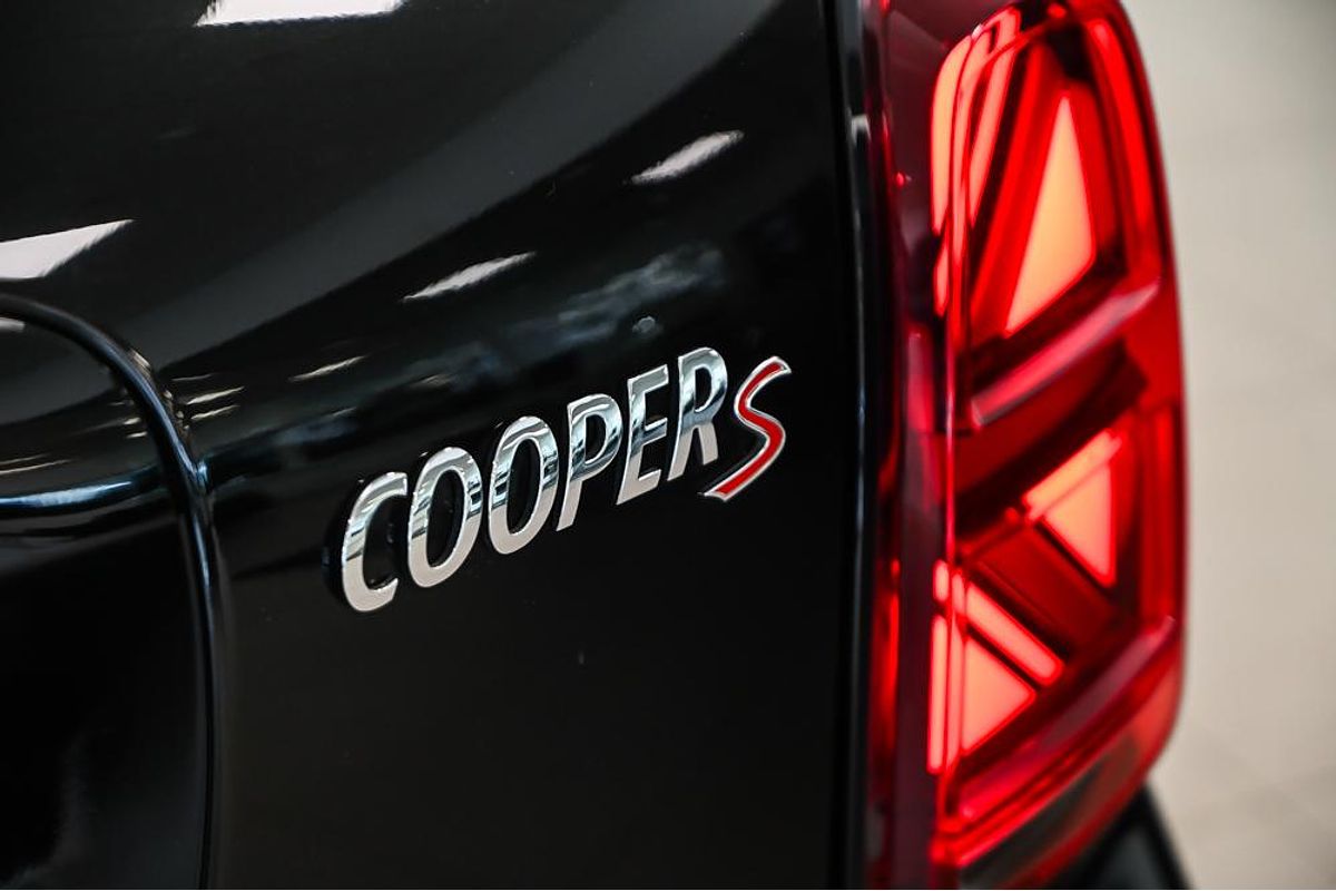 2021 MINI Countryman Cooper S MINI Yours F60 LCI