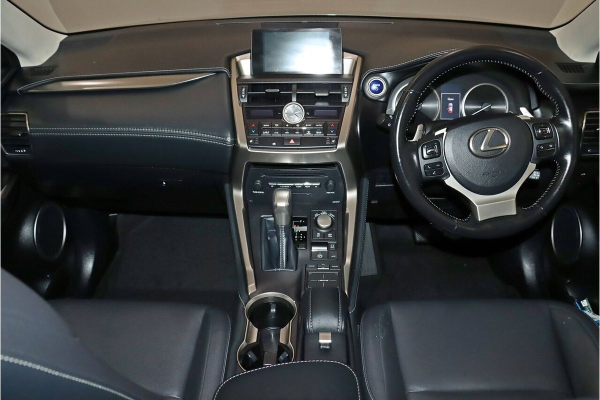 2017 Lexus NX NX300h E-CVT 2WD Luxury AYZ10R