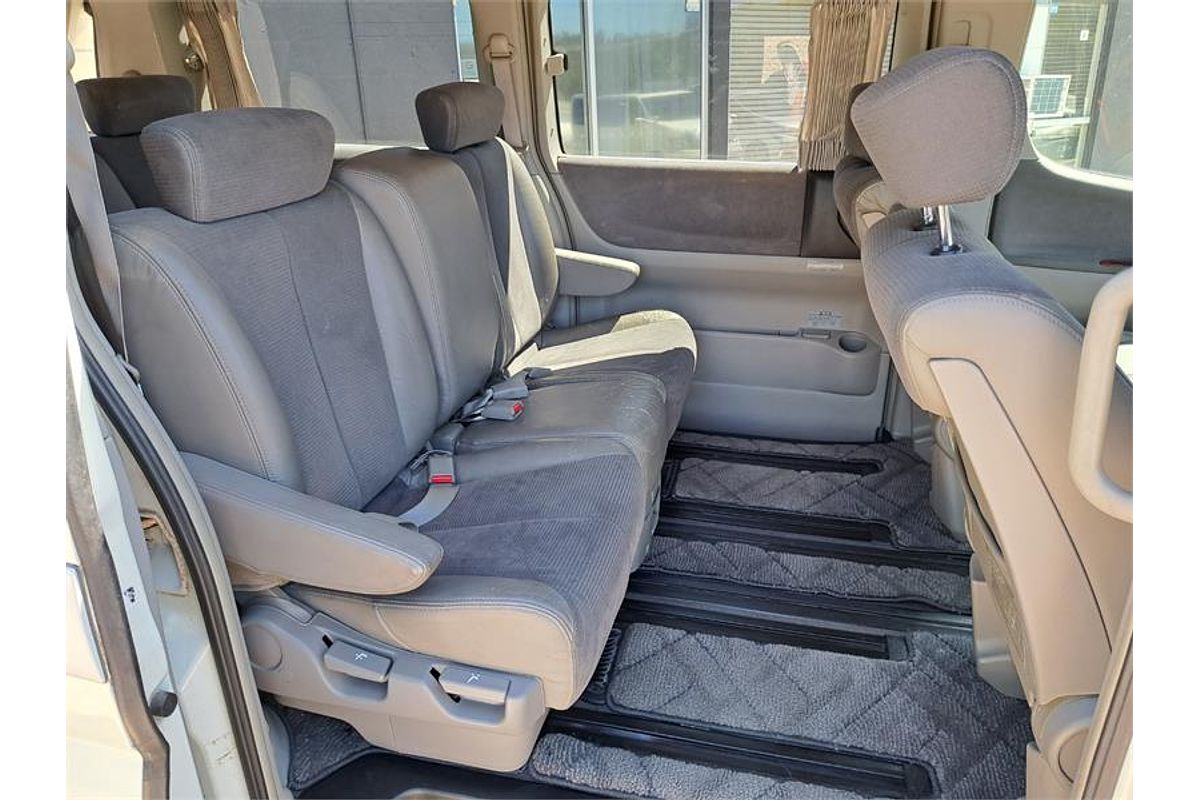 2003 Nissan ELGRAND E51