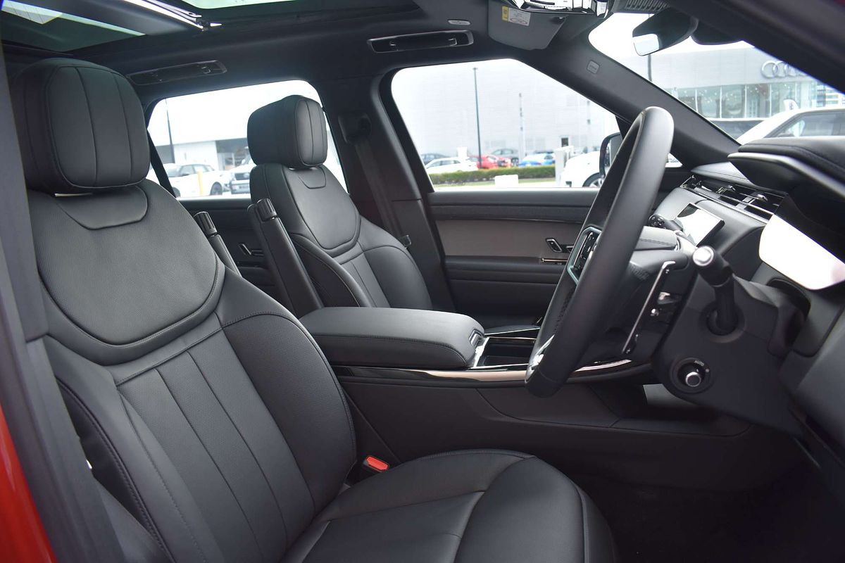 2024 Land Rover Range Rover Sport D250 SE L461