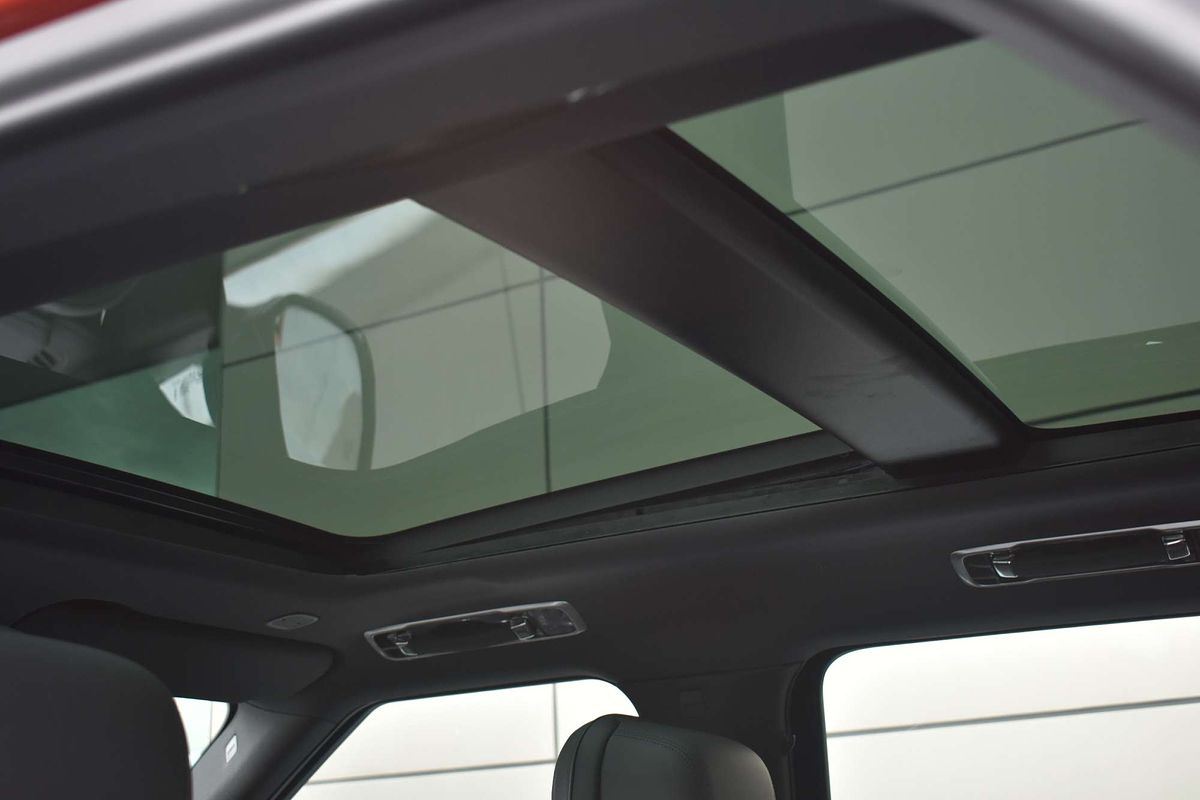 2024 Land Rover Range Rover Sport D250 SE L461