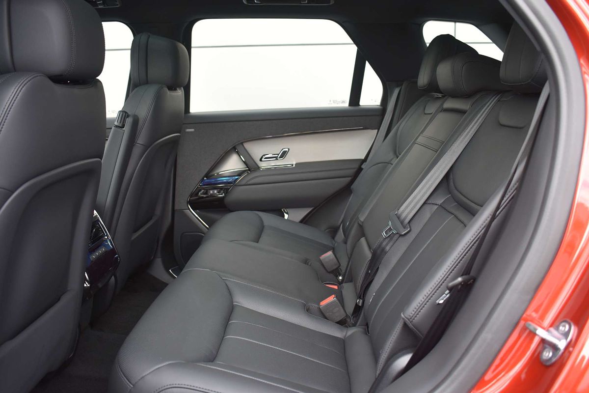 2024 Land Rover Range Rover Sport D250 SE L461
