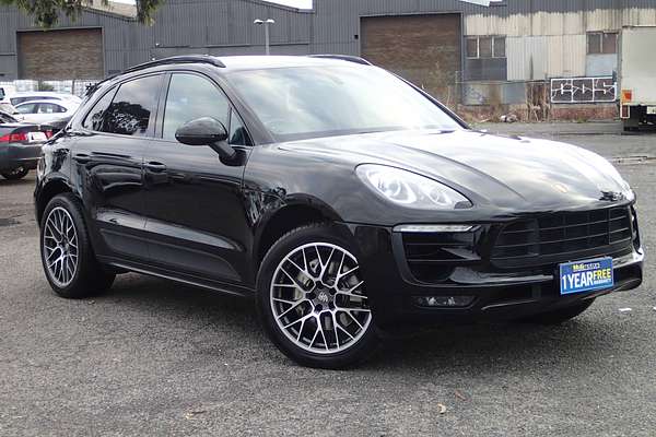 2015 Porsche MACAN MY15